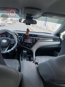 تۆیۆتا کامری